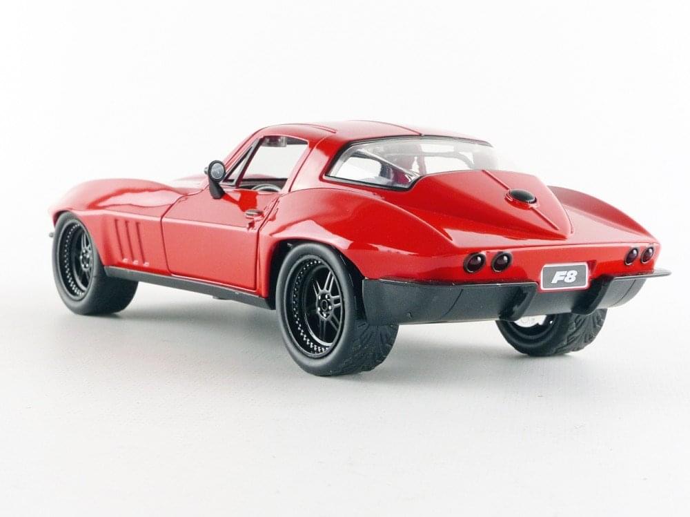 Fast & Furious 1:24 Diecast Vehicle: Letty Ortiz's Chevy Corvette, Red