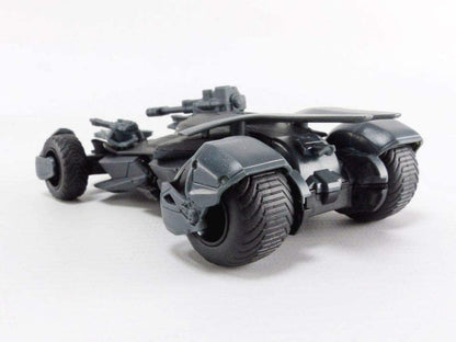 DC Comics 1:32 Batman 2017 Justice League Batmobile Diecast Car and Figure