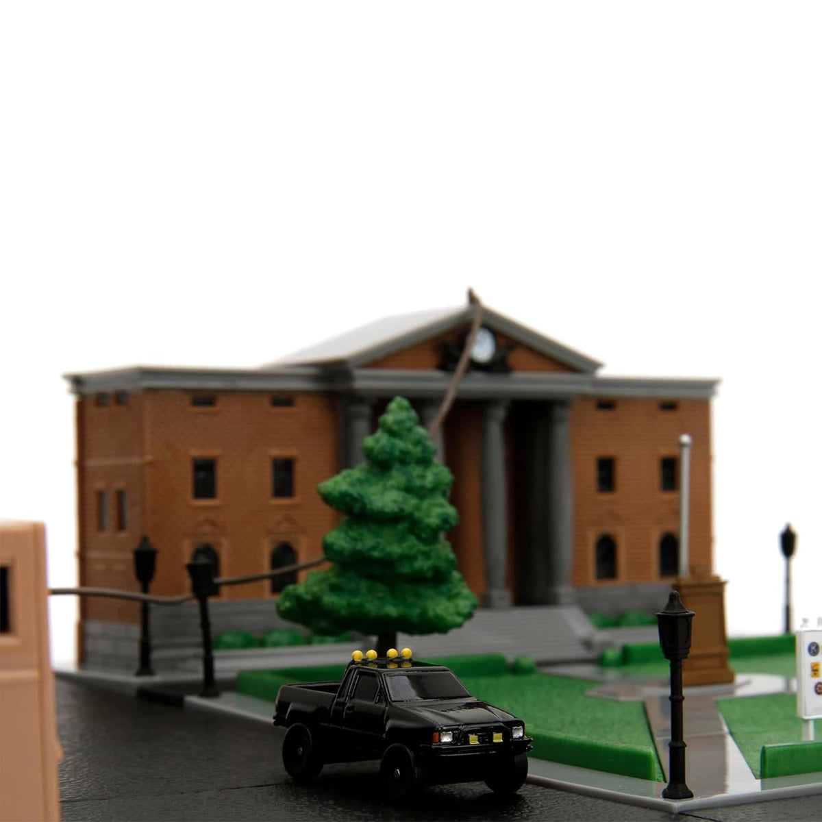 Back To The Future Nanoscene: Hill Valley Courthouse