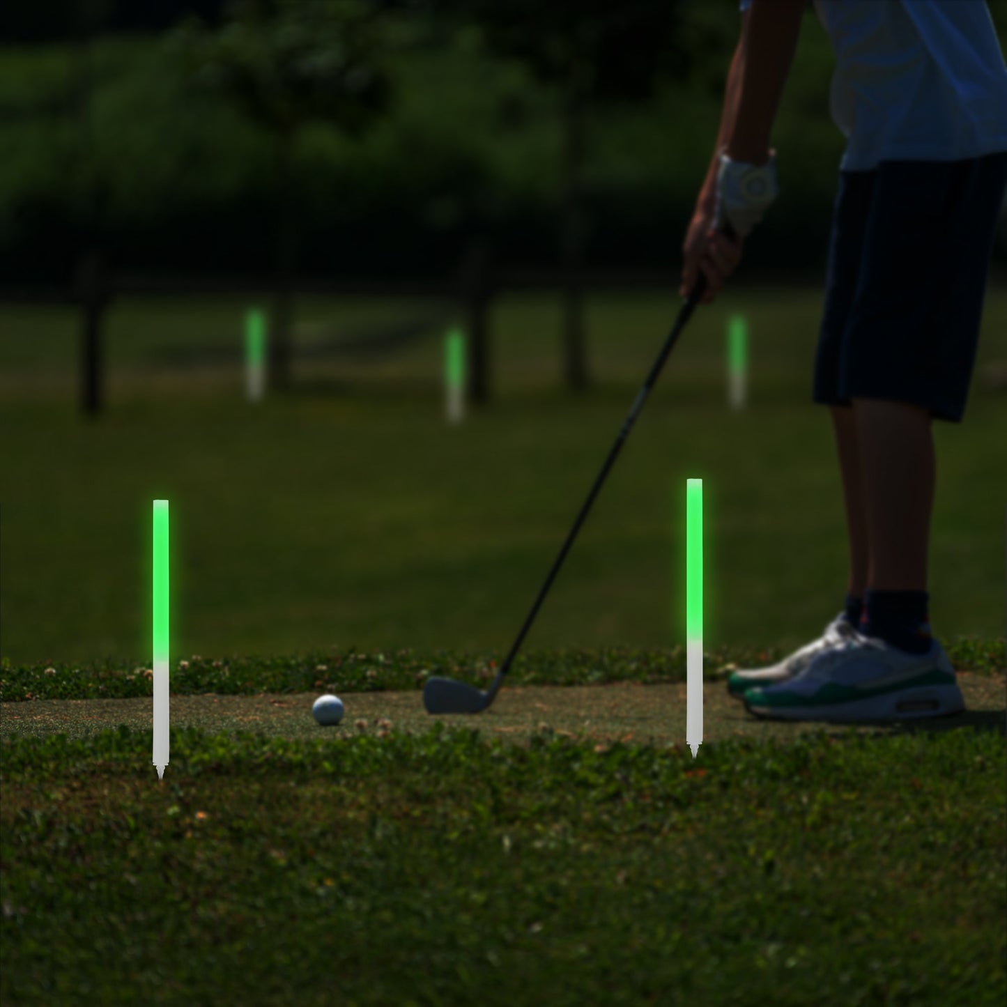 Green 10" Glow Sticks With Spikes